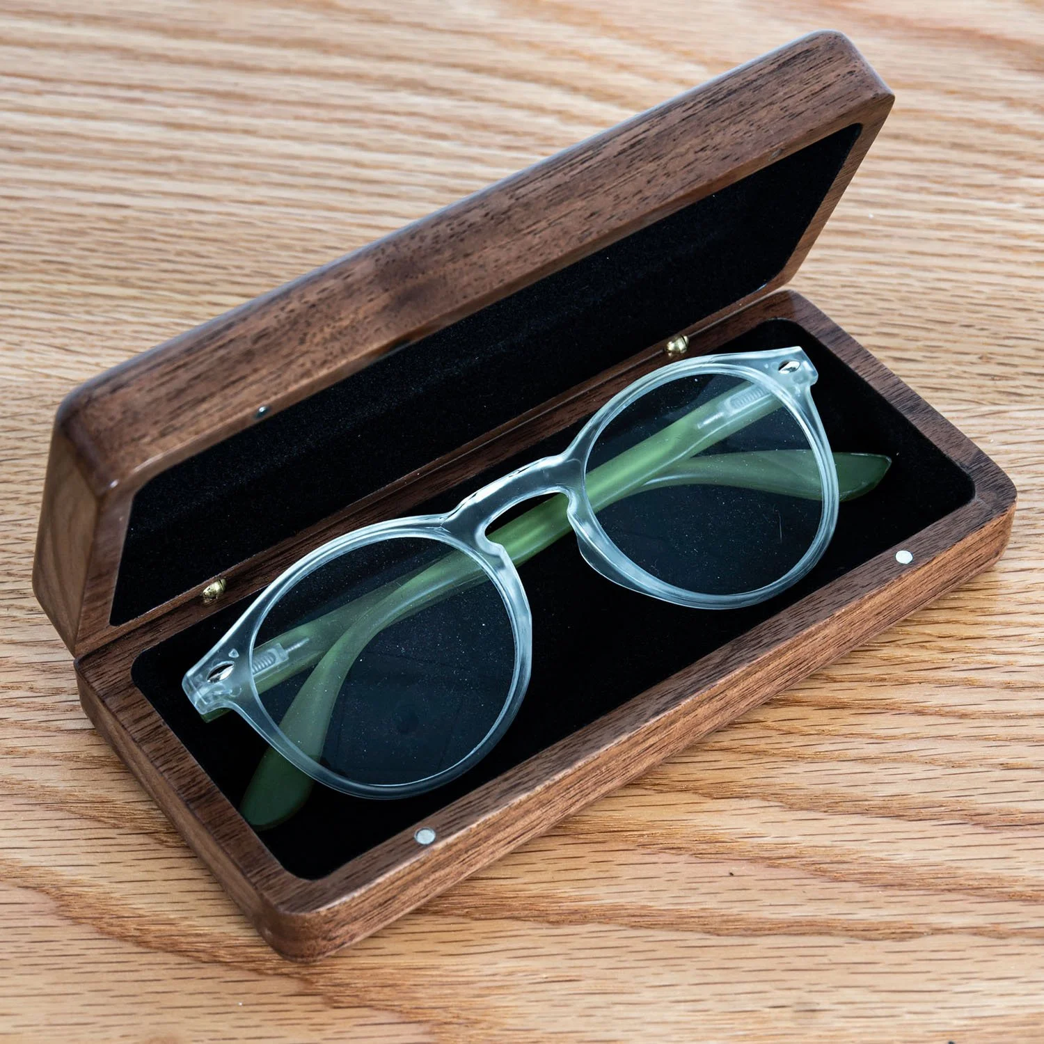 Walnut Hardwood Case for Glasses and Sunglasses — T. Weatherhead & Co.